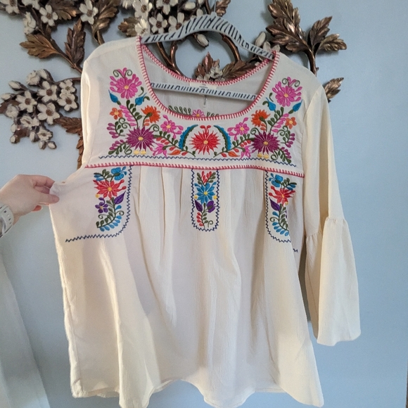 Embroidered Cream Tunic • Boho • Folk - Picture 3 of 8